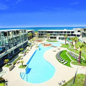 Beachfront Resort Torquay, Australia